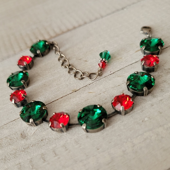 Austrian Crystal Tennis Bracelet in Antique Silver - Picture 4 of 9